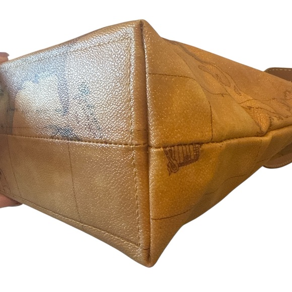 Alviero Martini 1A Classe tan Geo Classic - Picture 7 of 9